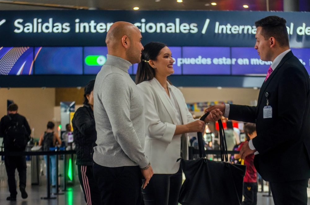 miembros de first class en el dorado