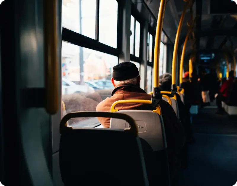 interior de un bus publico