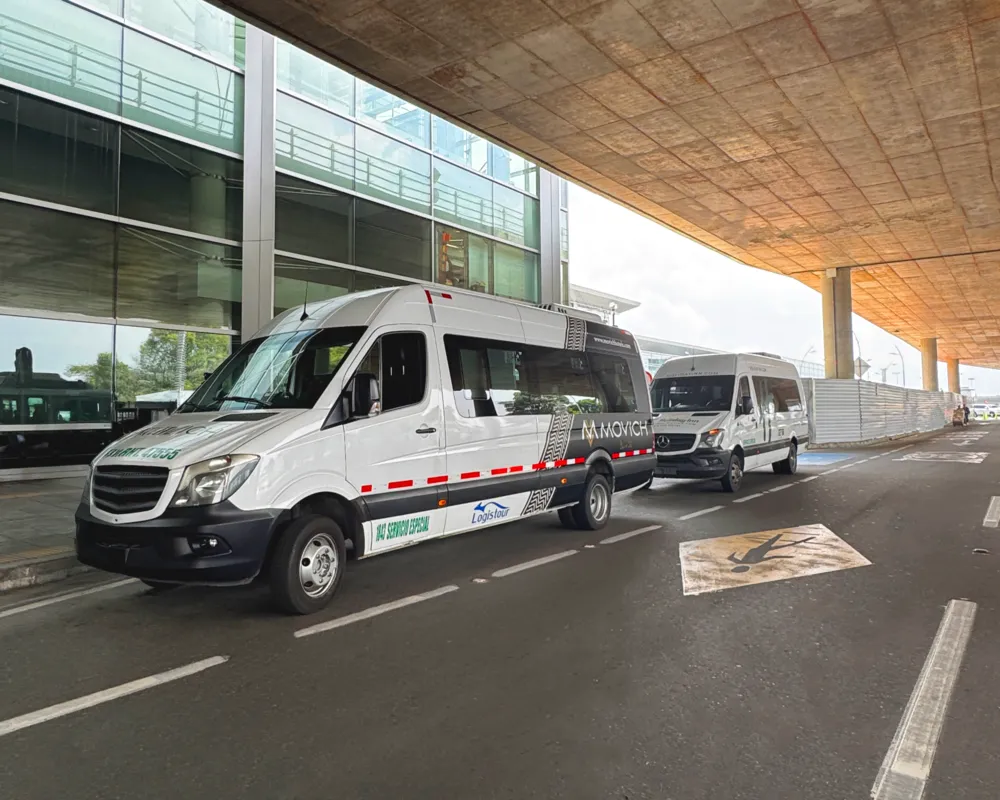 fil de sécurité à l'aéroport